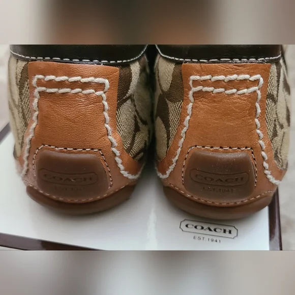 Coach Women's Tan and Brown Flats - Picture 7 of 10
